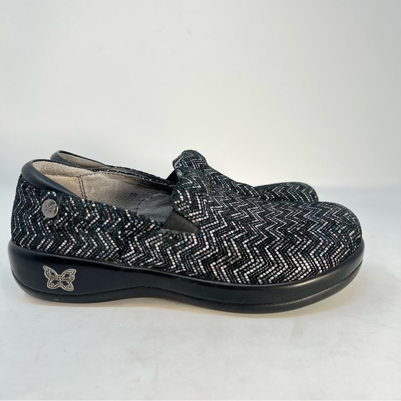 ALEGRIA Shoes Women 5 Black Silver Chevron Leather Slip On Comfort Loafers Nurse - Picture 3 of 11